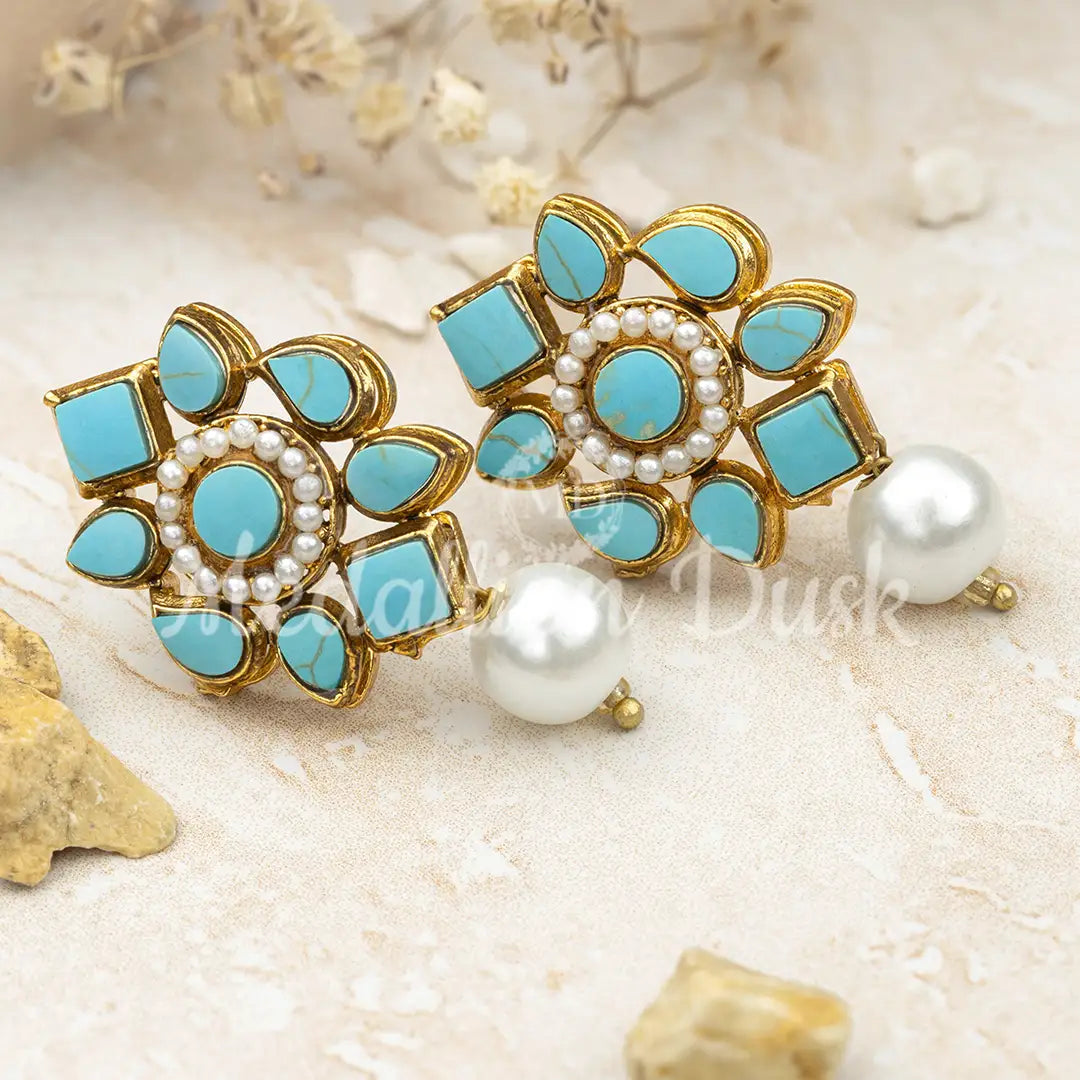 Floral Ferozi Studs