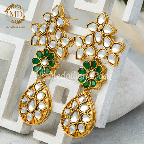 Twinkling Kundan Set