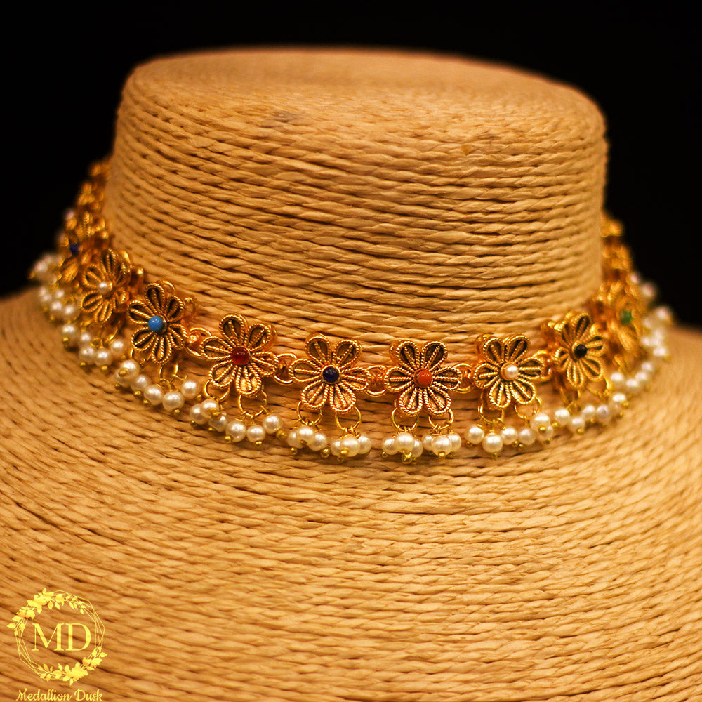 Infinity Floral Choker Set